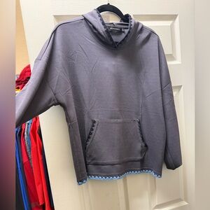 Merokeety Gray Top with Black Trim